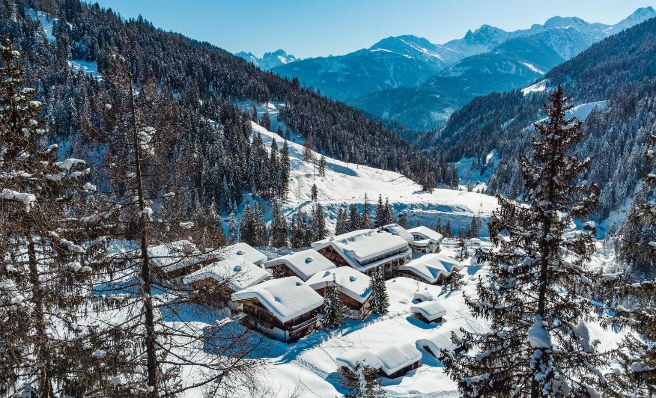 Almwellness-Resort Tuffbad Sankt Lorenzen im Lesachtal Exterior foto